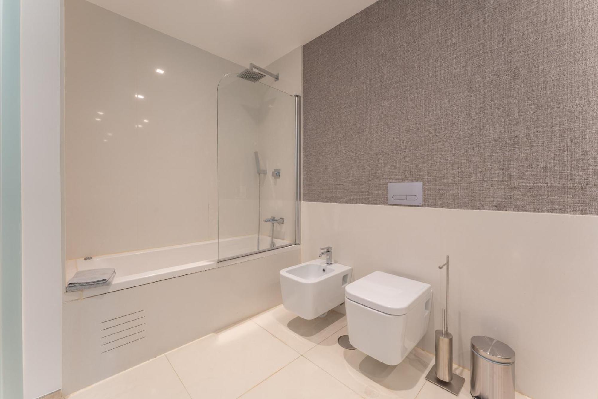 Flh Elegant With Pool & Balcony Apartamento